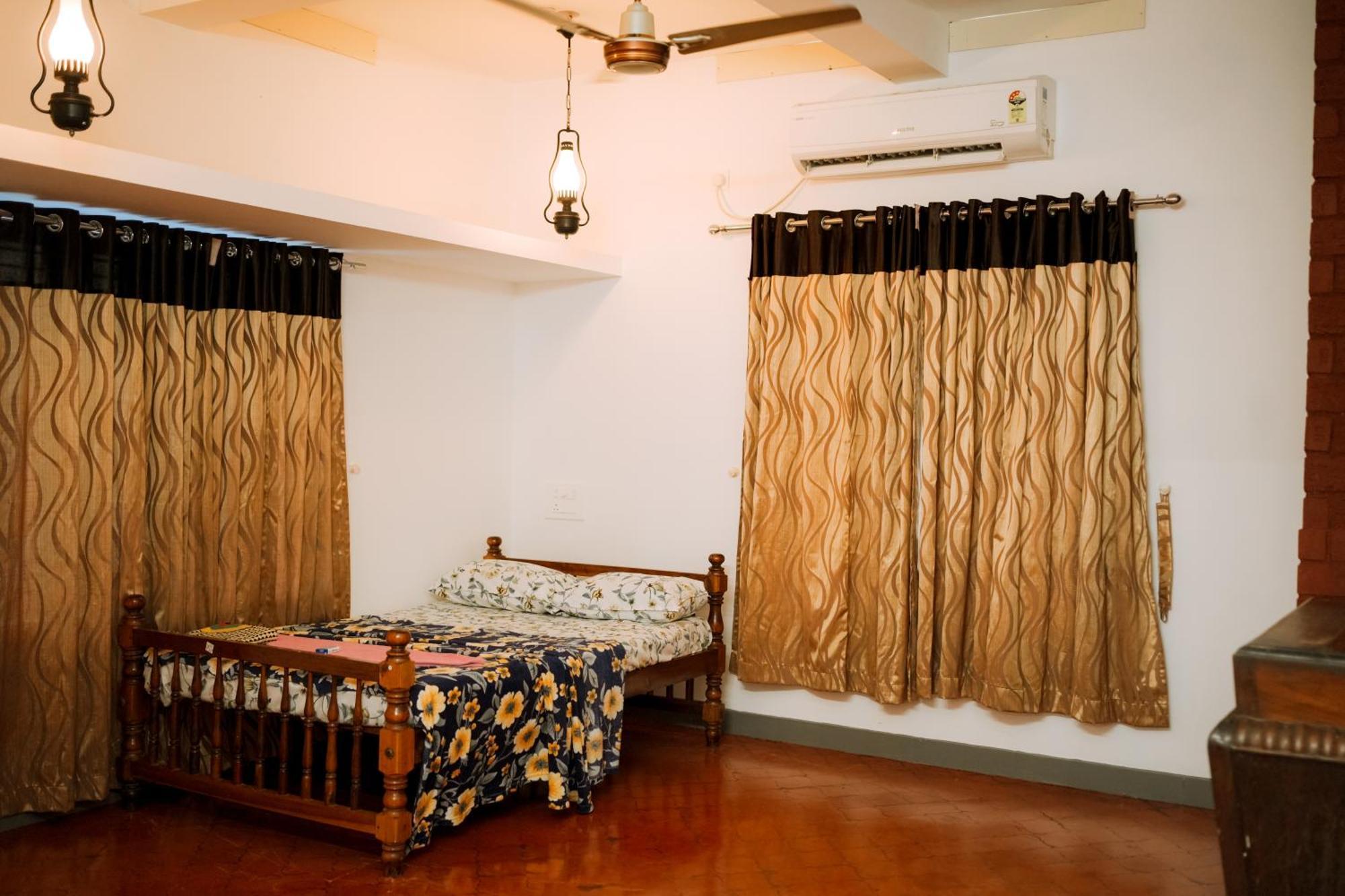 Varkala- Aroma Ac Pvt Villa Hammocks Kitchen Exterior photo
